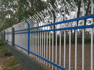 單彎鋅鋼護(hù)欄圖片4