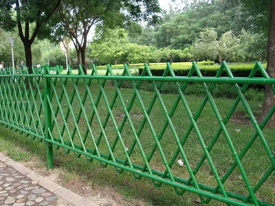 景區(qū)竹節(jié)護(hù)欄圖片1