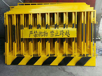 基坑護(hù)欄圖片4