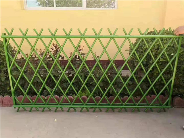 不銹鋼仿竹護(hù)欄圖片3